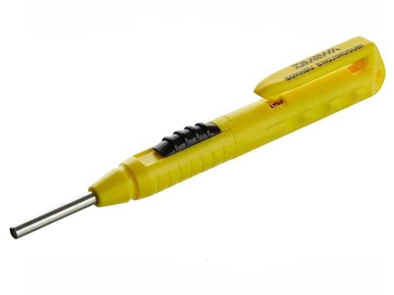 Daiwa Sokkou Knot Tool Seneklipper og Saks